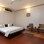 Stayvista At Dwaraka Inn Pvt Pool, Gym & Pool Table