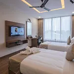 Windstone Residency