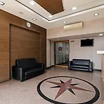 Capital O 11563 Hotel Shiva Grand Inn
