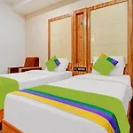 Treebo Vinayak Inn, 600 Mts From Coimbatore Railway Station