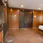 Fabhotel Lemon Park