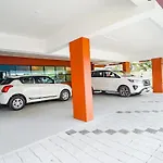 Fabhotel Grand Castle