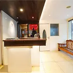 Fabhotel Karpagam - 900M From Nehru Stadium
