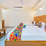 Fabhotel Jansi Deluxe - Nr Gandhipuram Bus Stand