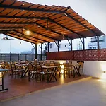 Hotel Aiba Regency