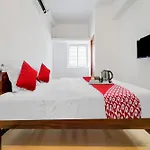 Hotel O Cruze Residency