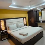 Pph Living Tricolours Hotel Gandhipuram