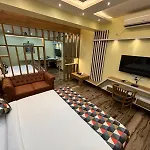 Forest Transit Hotel