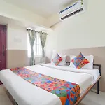 Fabexpress Clover Castle - Nr Coimbatore International Airport