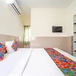 Fabexpress Clover Castle - Nr Coimbatore International Airport