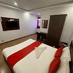 Hotel New Cresent Park