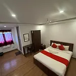 Hotel New Cresent Park