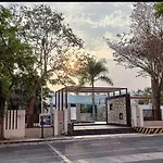 Regi\'S Adobe - Entire Flat - Near By Marudhamalai & Isha