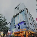 Capital O 37664 Hotel Grand Plaza