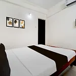 Hotel O A B Palace