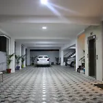Hotel Vels Grand Inn