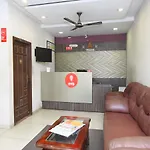 Oyo 9659 Hotel Rr Grand