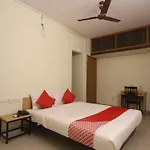 Oyo Flagship 31042 Sunil Residency