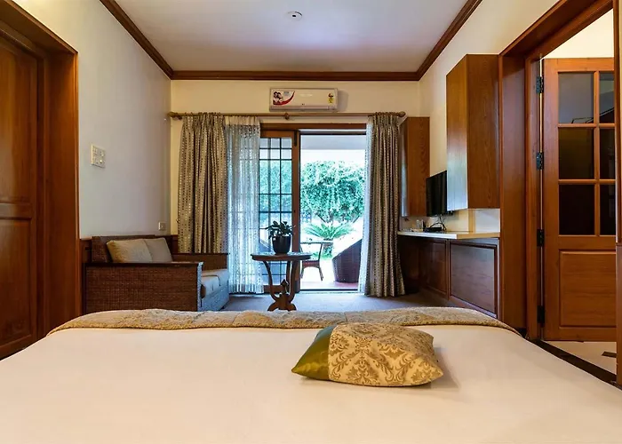 Stayvista At Dwaraka Inn Pvt Pool, Gym & Pool Table