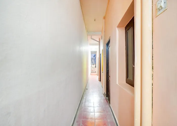 Hotel O Sri Murugan Lodge