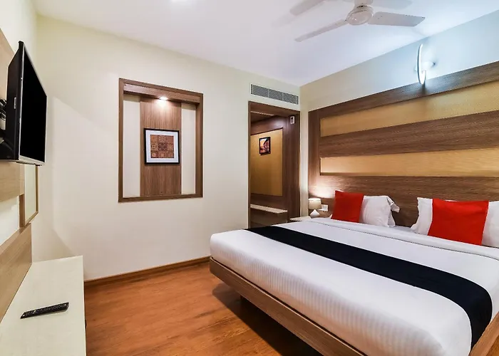 Capital O 37664 Hotel Grand Plaza