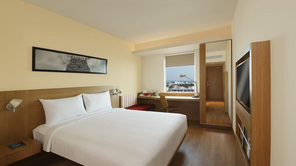 Hotel Ibis Centre - An Accor Brand