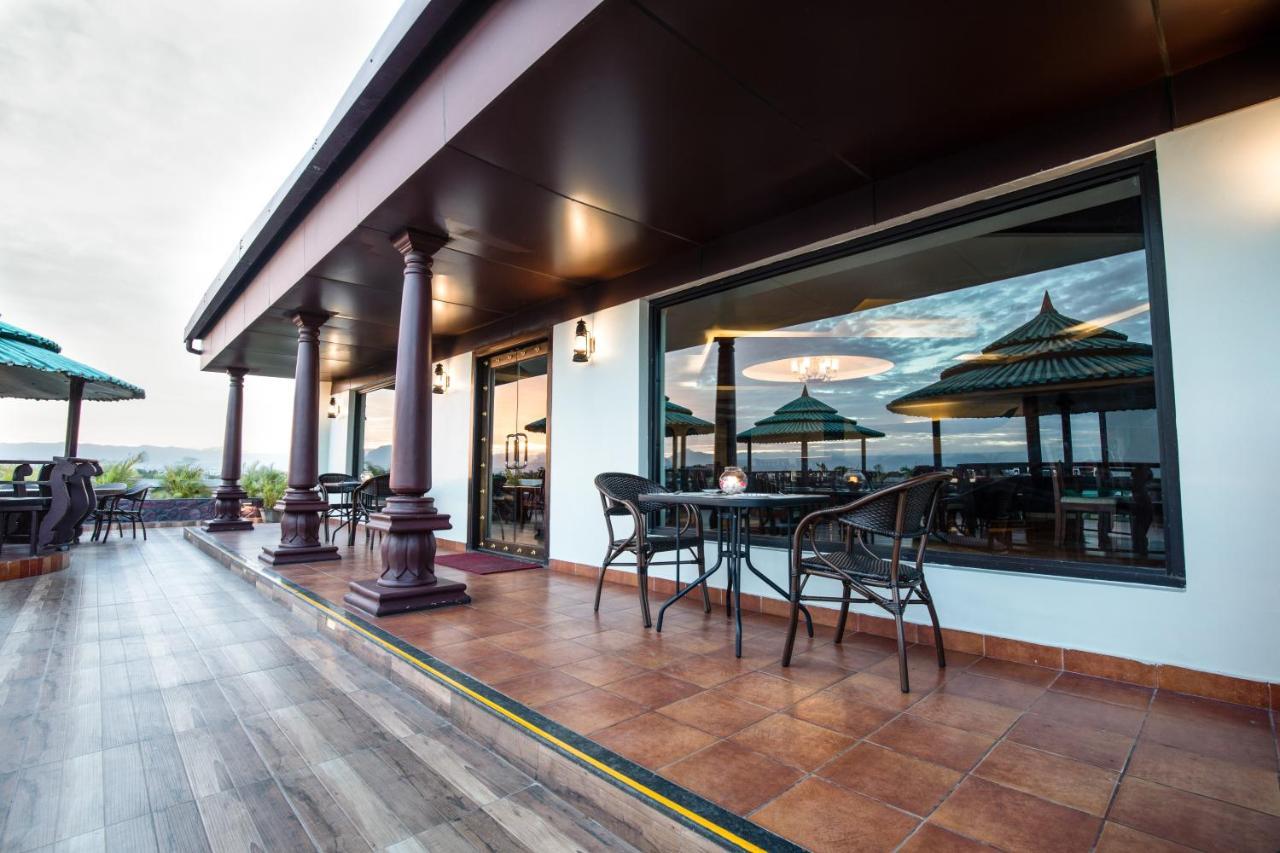 Jenneys Residency Hotel