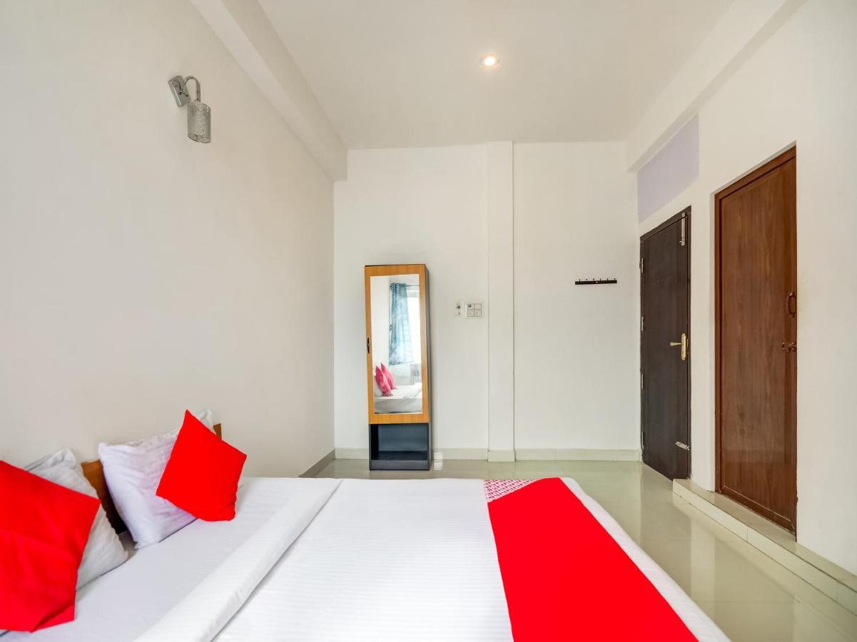 Oyo 75814 Varna Residency 3*