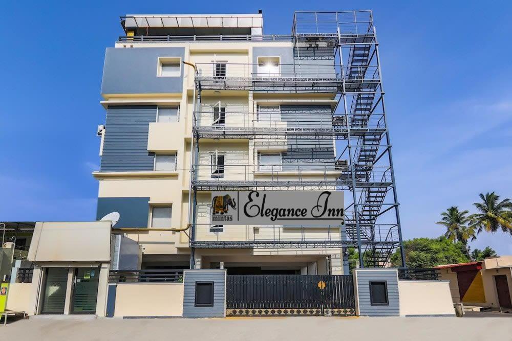 Elegance Hotel