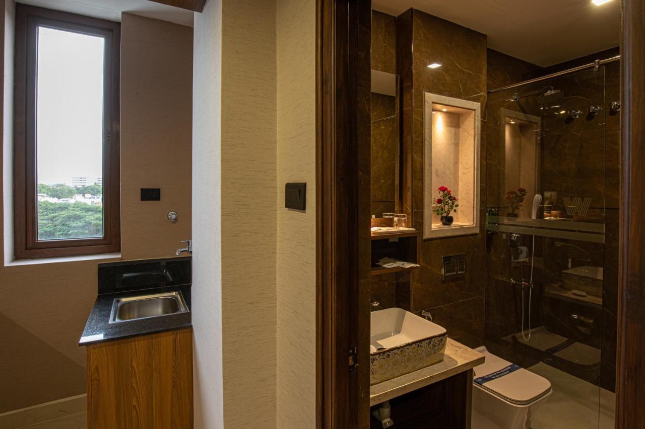 Hotel Windstone Residency *