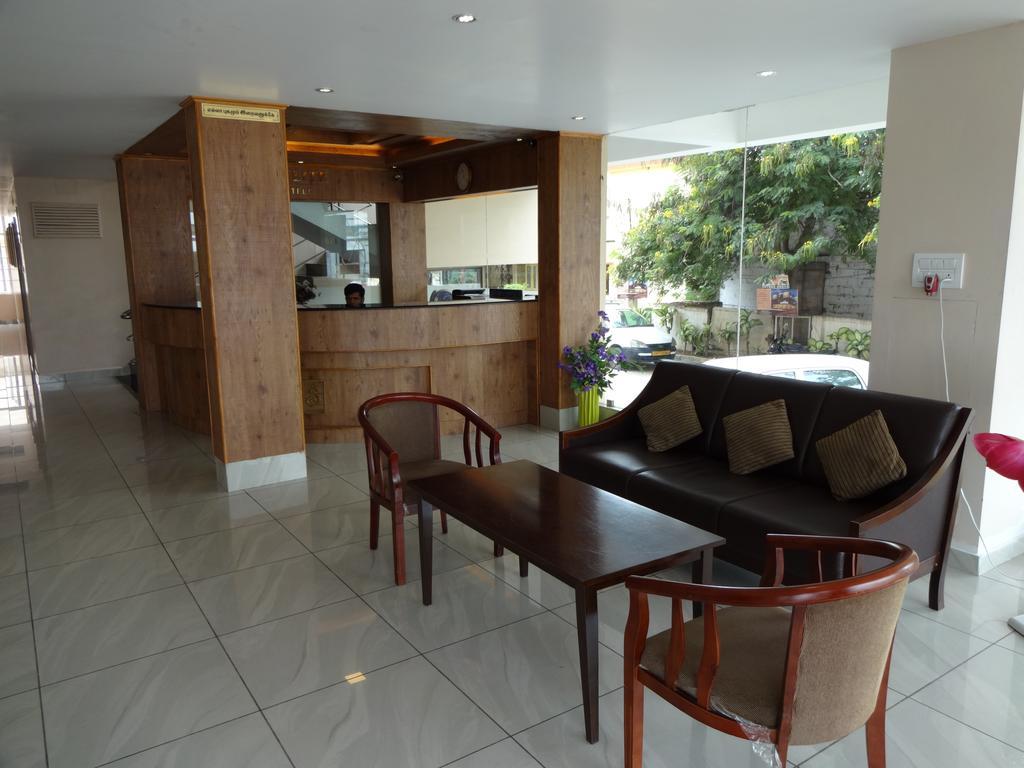 Sky Lite Hotel