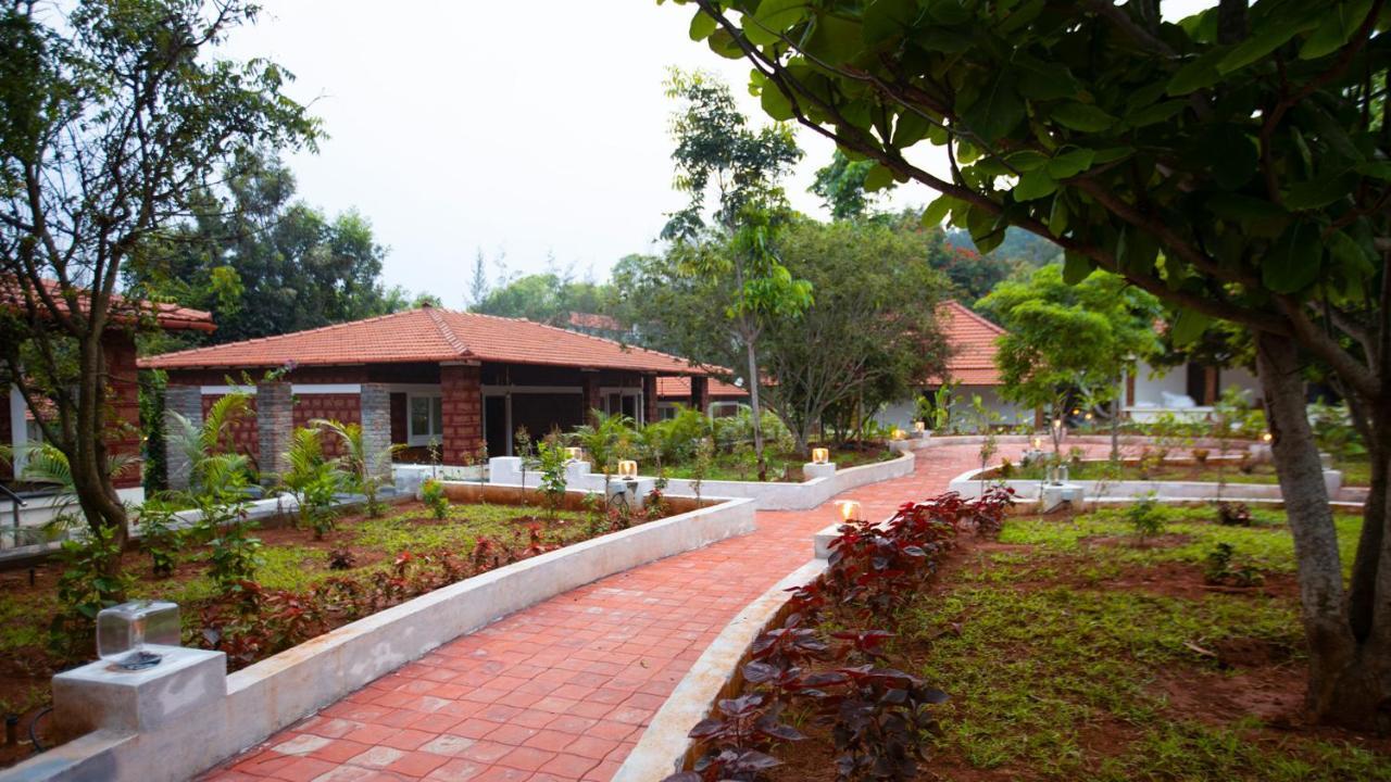 Aara Jungle Resort Resort