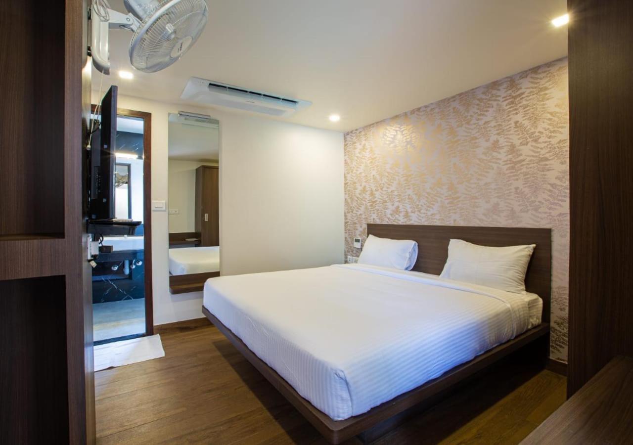 Vintage Castle Hotel 3*
