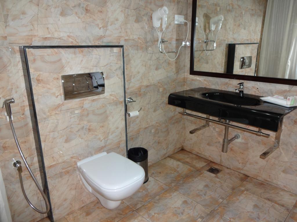 Hotel Svarga Residency 3*
