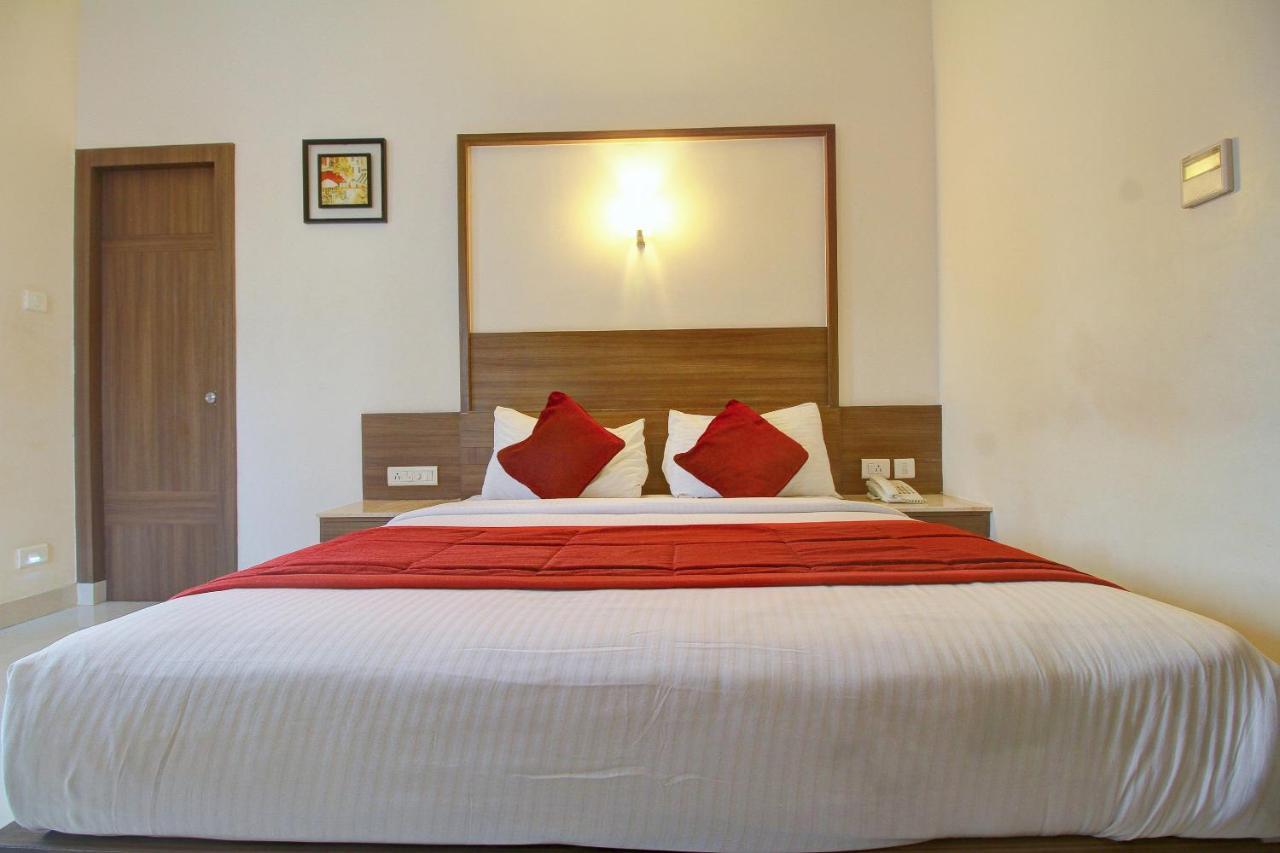 Hotel Collection O 4658 Akil Residency 3*