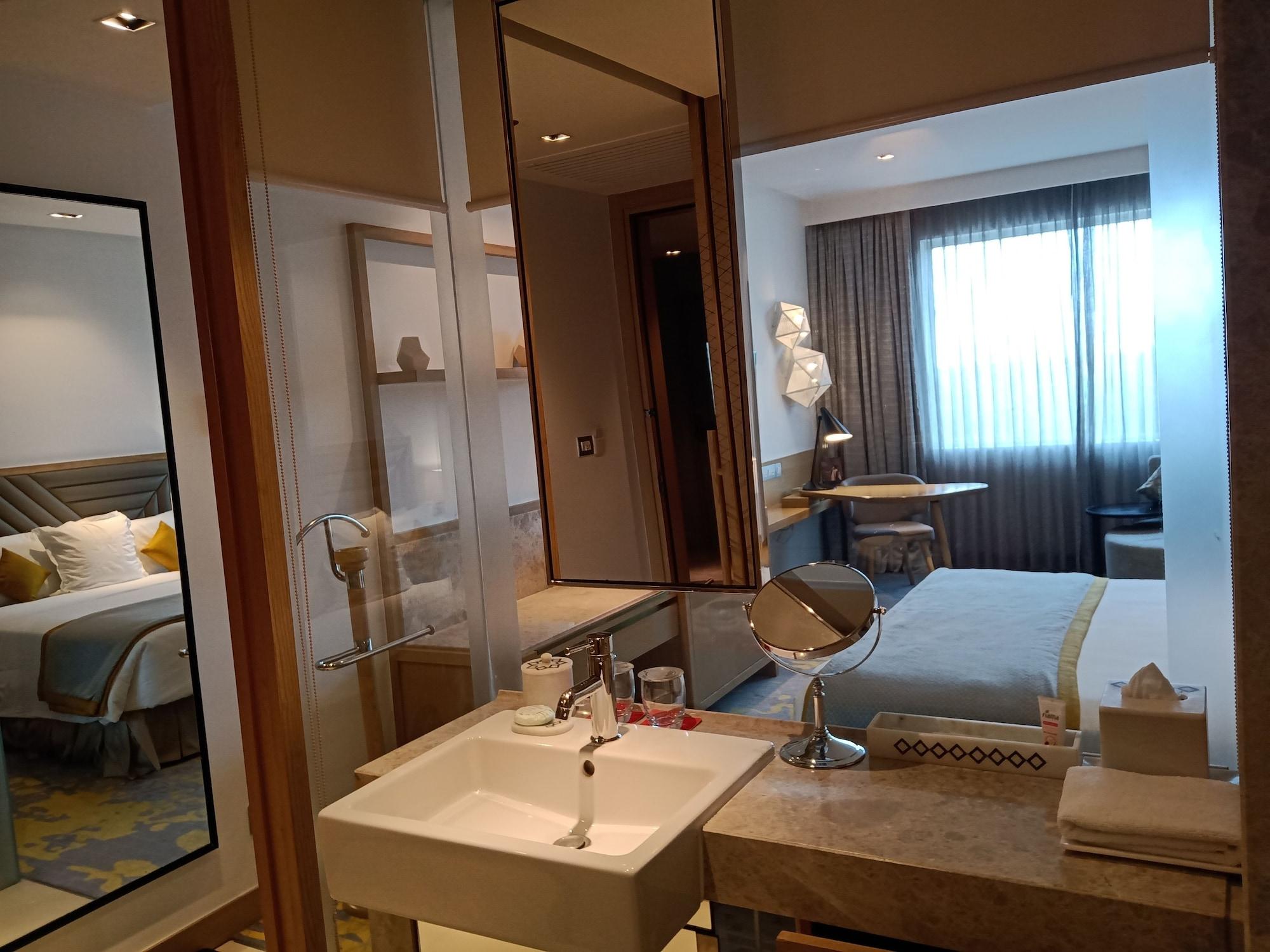 Welcomhotel By Itc Hotels, Racecourse,