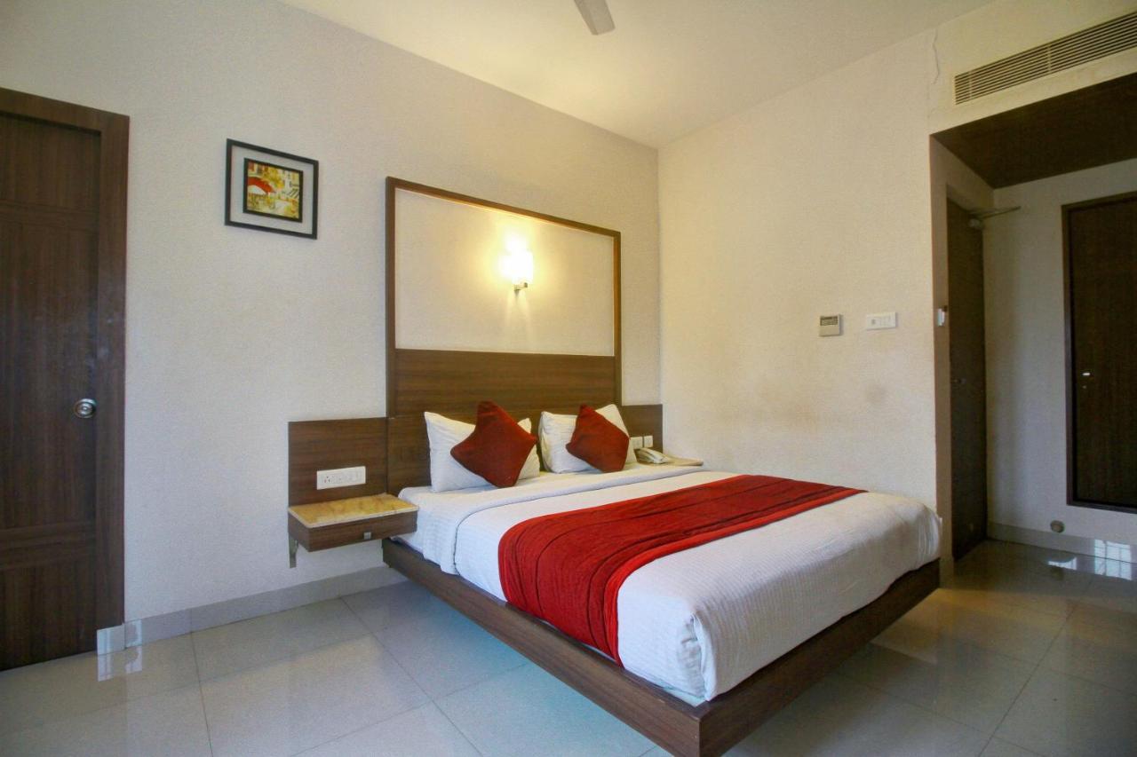 Hotel Collection O 4658 Akil Residency