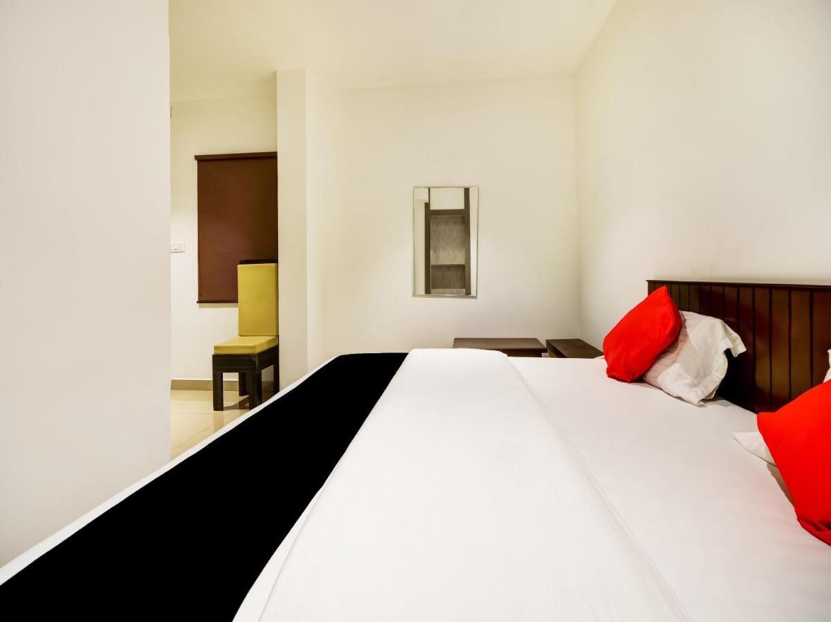 Hotel Capital O Ab Merridien 3*
