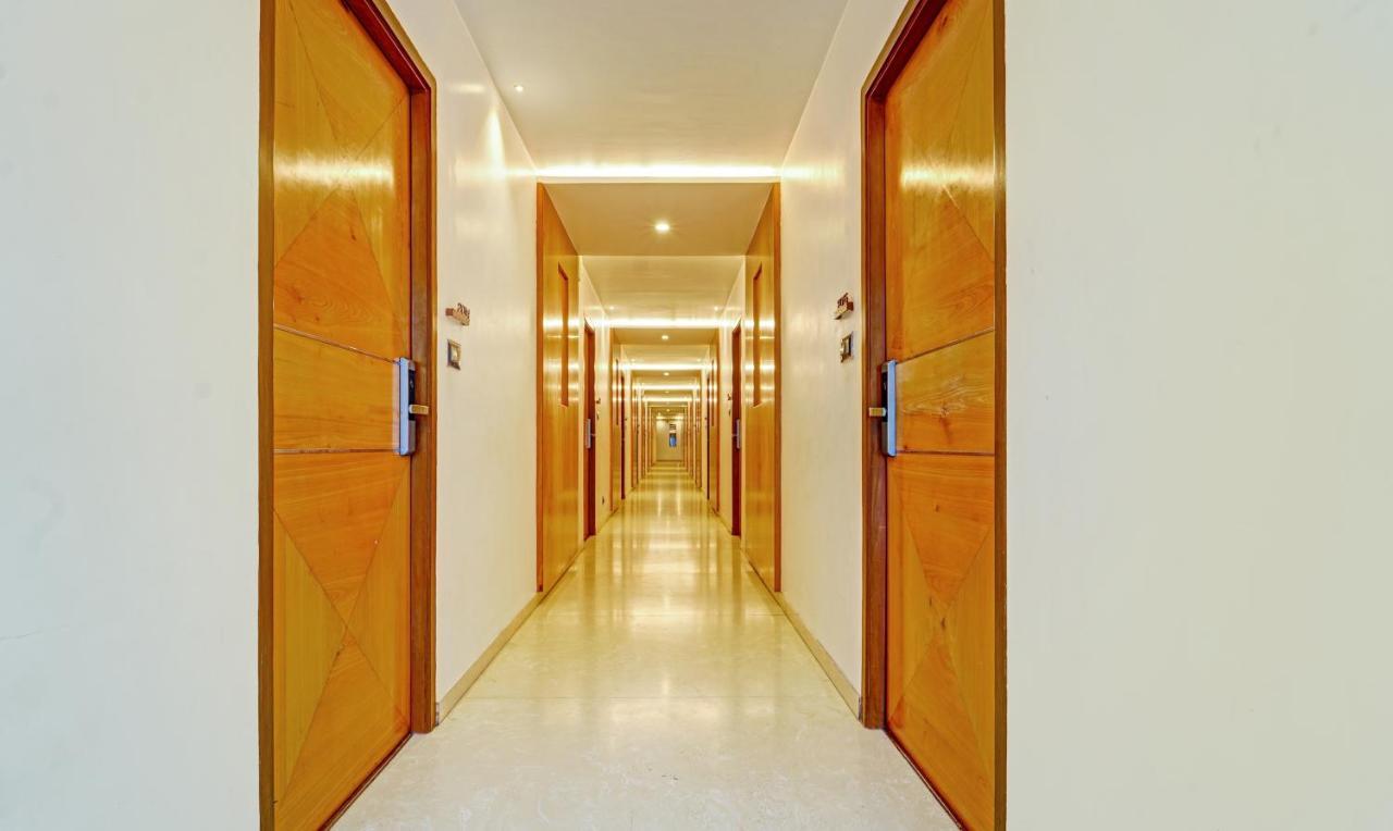 Hotel Treebo Vinayak Inn, 600 Mts From Railway Station