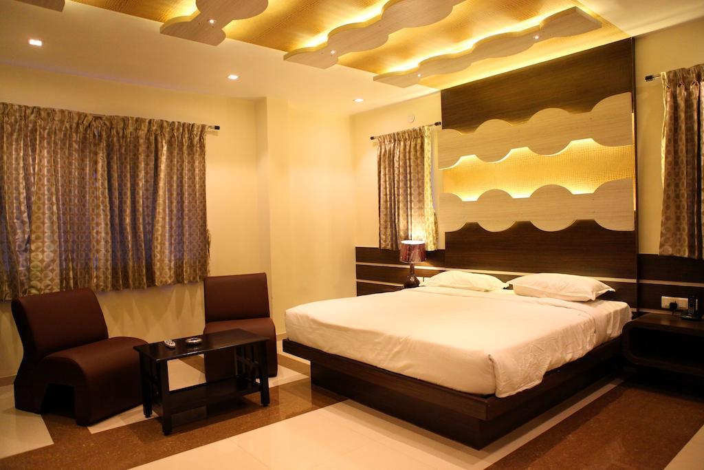 Sbs Grand Hotel 3*