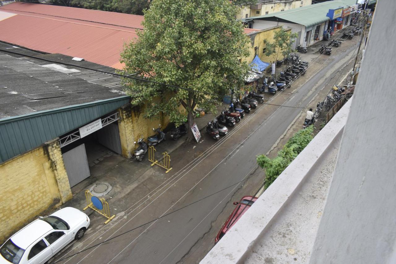 Hotel Sri Krishna 3*