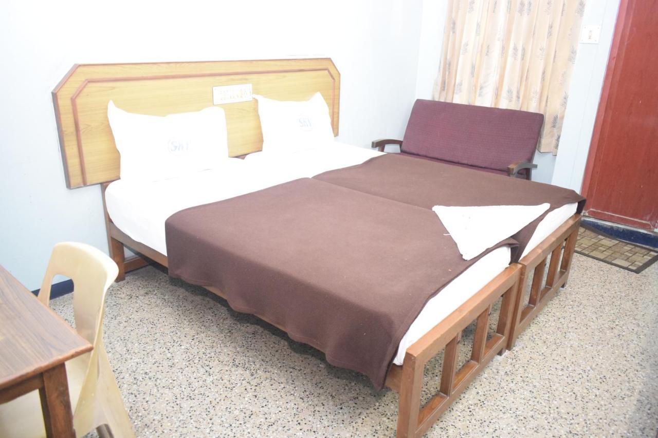 Hotel Sri Krishna 3*