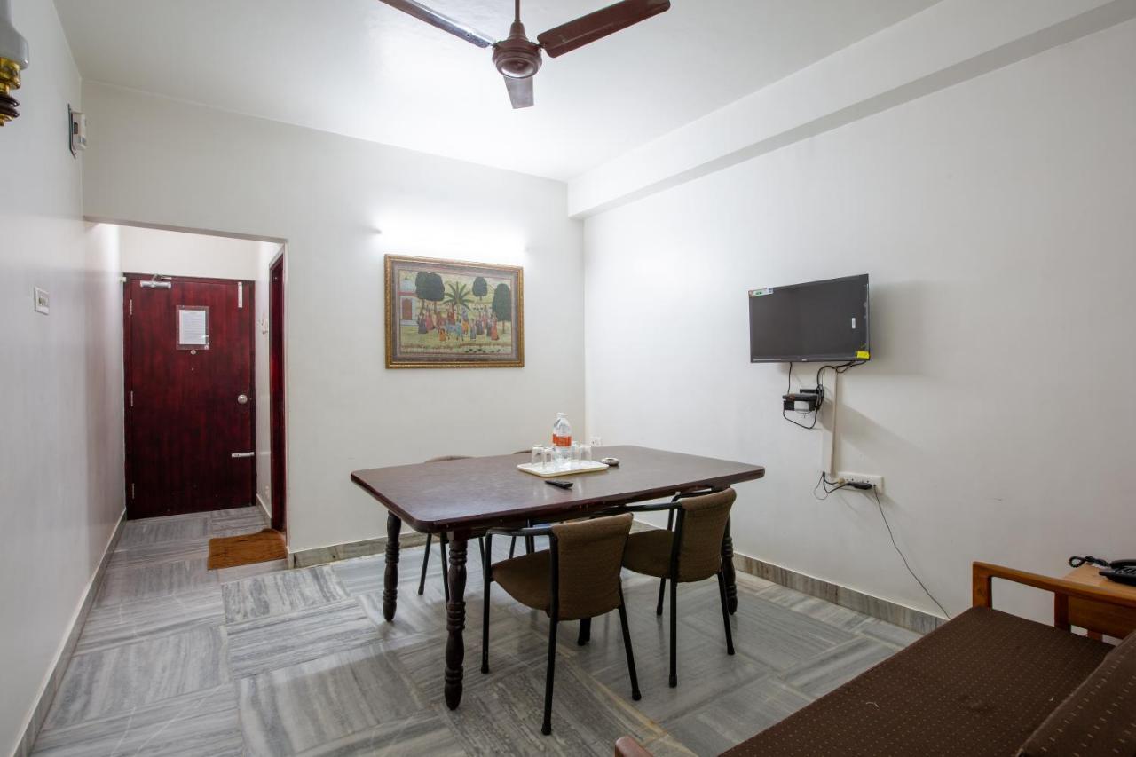 Sri Aarvee Hotel Coimbatore
