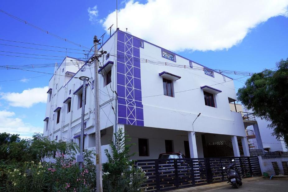Apartamento White House - 3bhk Elegant