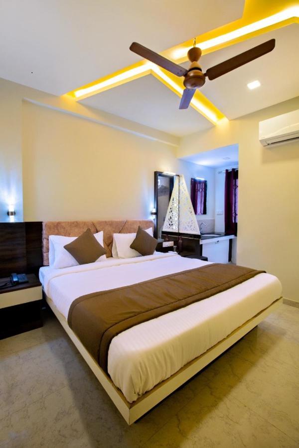 Ivy Residency 2*