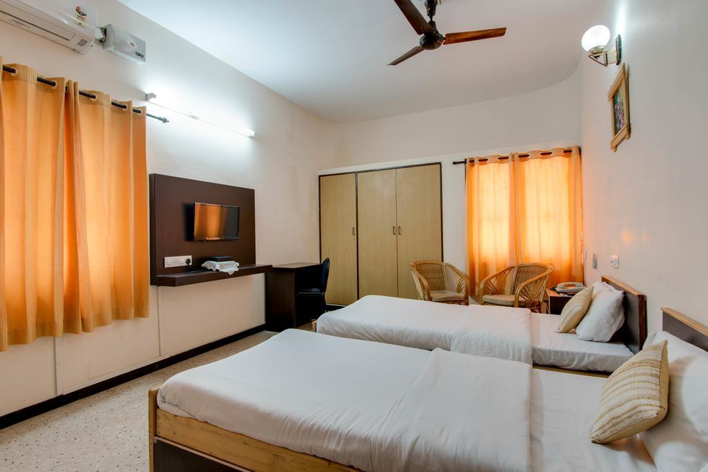 Corner Serviced Apartment-racecourse *