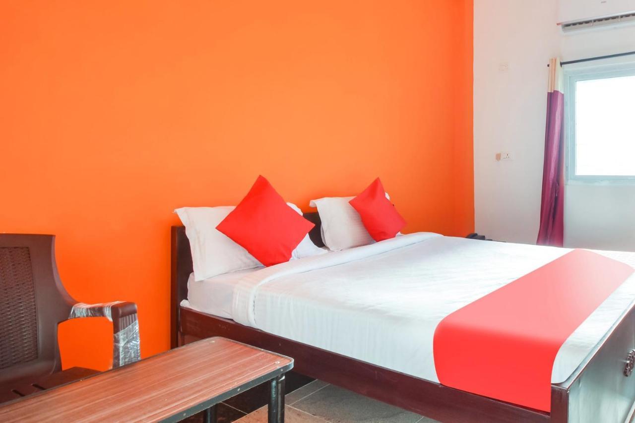 Flagship New Cresent Park Hotel