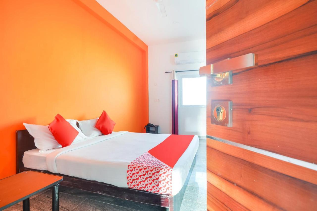 Hotel Flagship New Cresent Park 3*