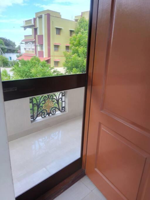 Aathira's 2 Bedroom House @ Heart Of Holiday home *