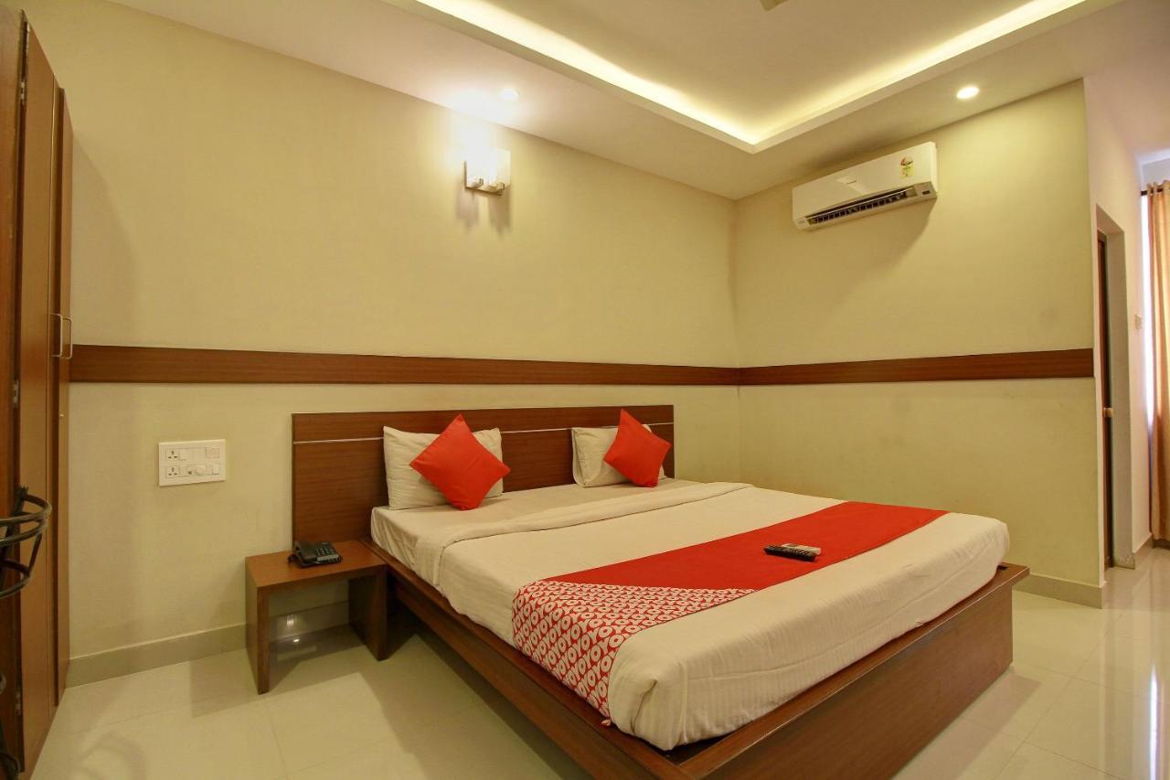 Oyo Flagship 4594 Krish Coimbatore